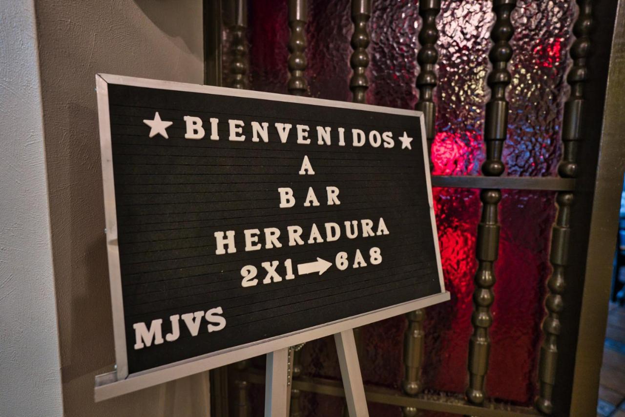 Hotel Hacienda Nuevo Casas Grandes エクステリア 写真