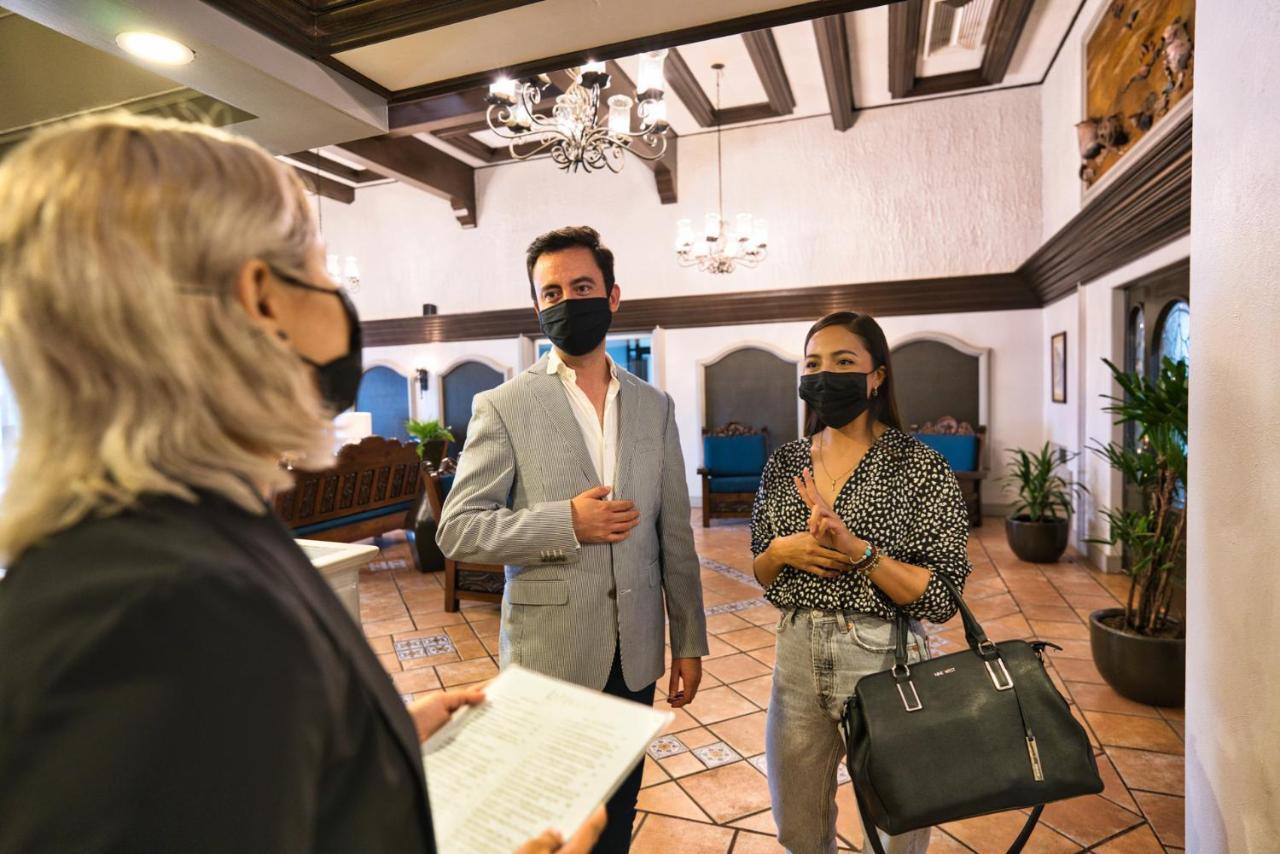 Hotel Hacienda Nuevo Casas Grandes エクステリア 写真