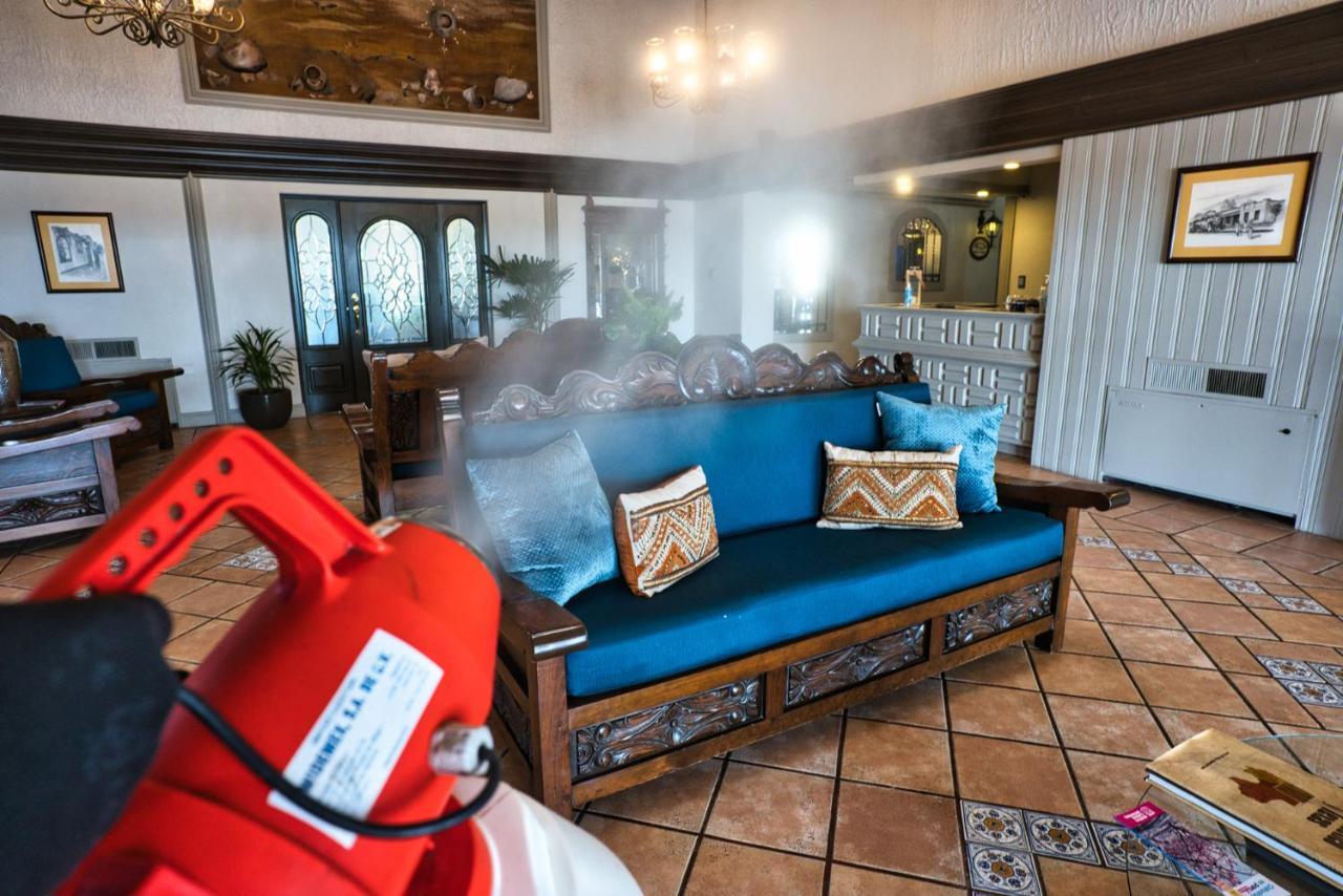 Hotel Hacienda Nuevo Casas Grandes エクステリア 写真