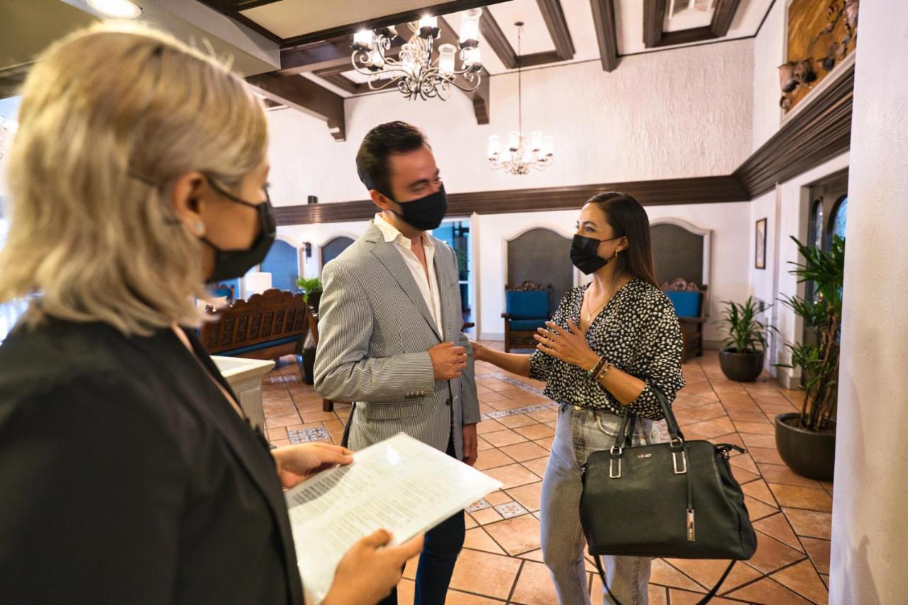 Hotel Hacienda Nuevo Casas Grandes エクステリア 写真